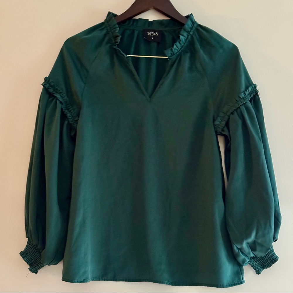 Green Ruffle Sleeve Women's Top